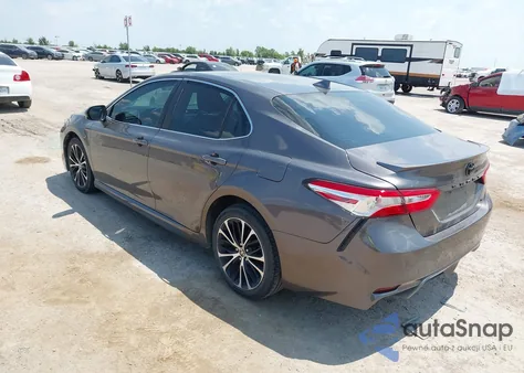 2020 Toyota Camry Se z USA, uszkodzony, nr VIN 4T1G11AK2LU506729